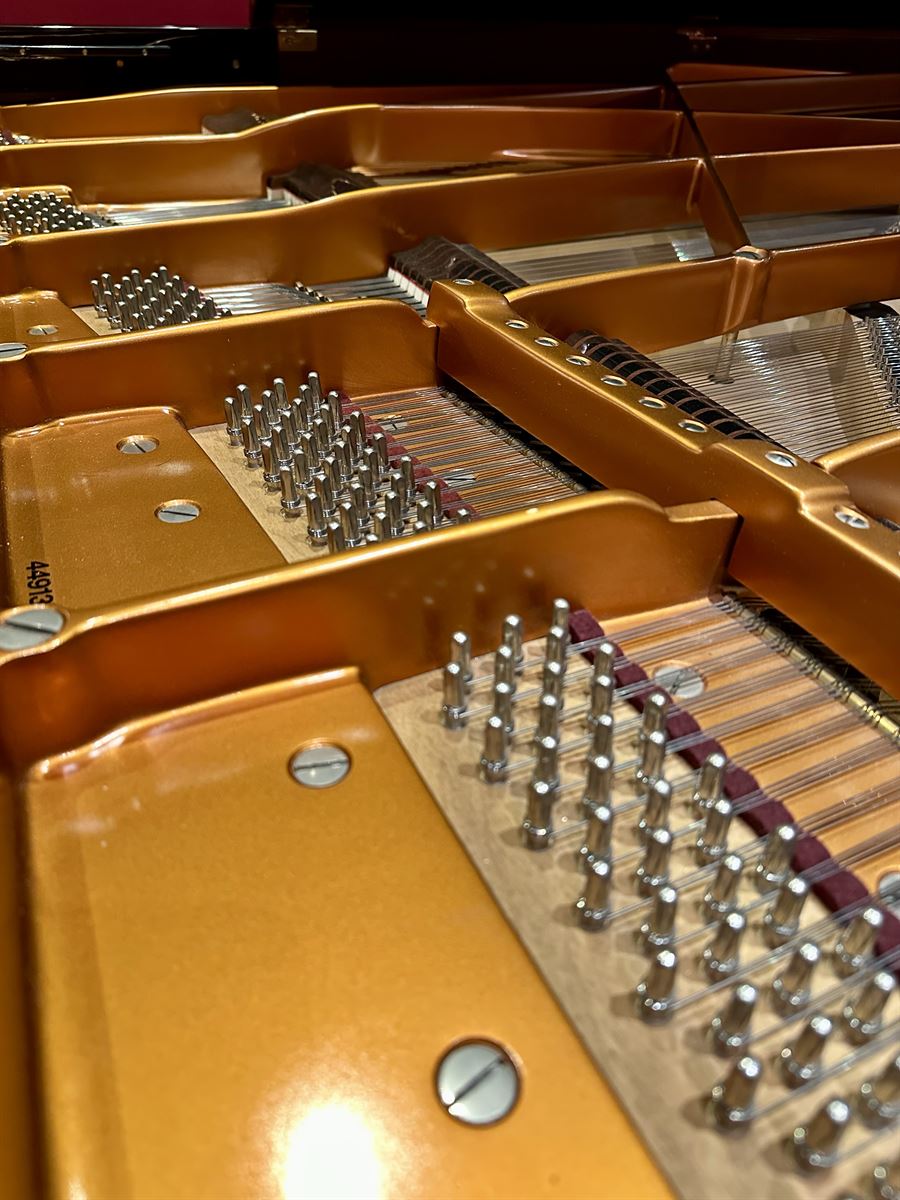 Bösendorfer 225 7ft 4