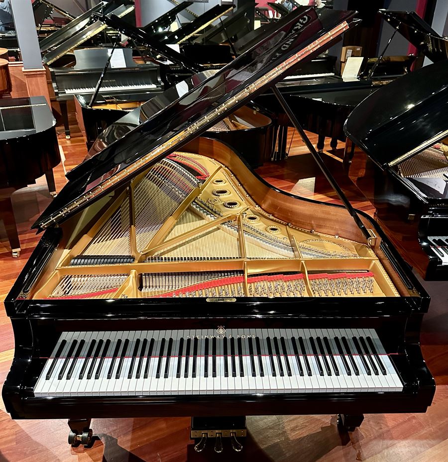 Steinway & Sons Model M 5ft 7" Medium Grand - Authentically Restored